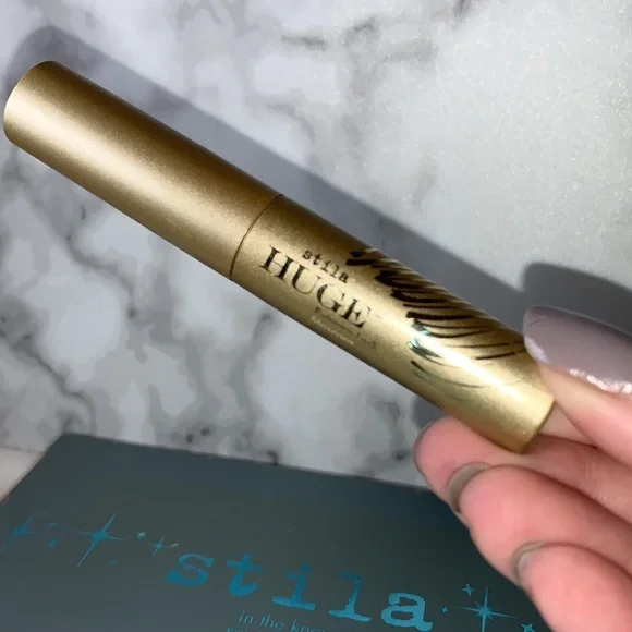 Stila IN THE KNOW Eyeshadow Plalette